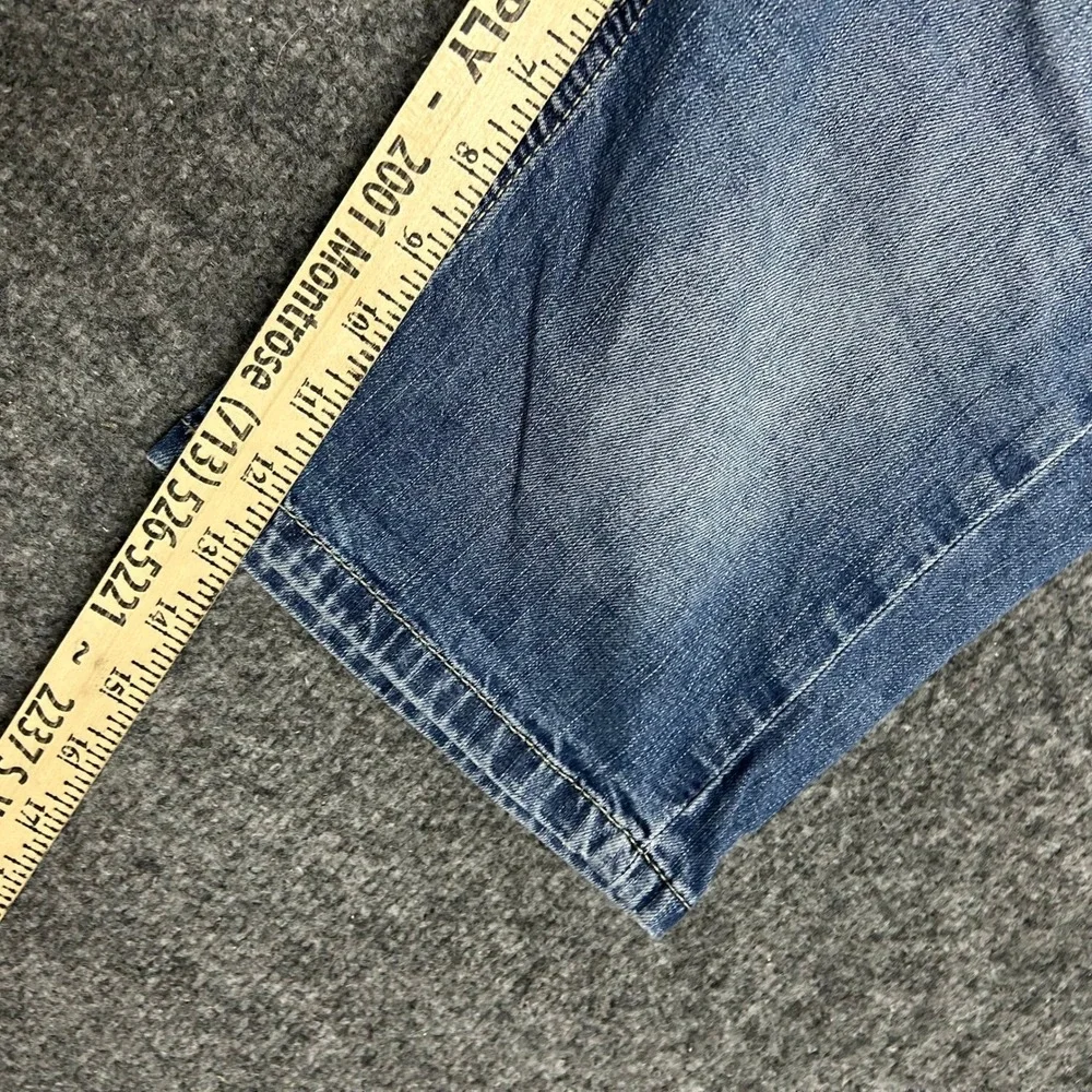 White House Black Market Shorts Womens Size 2 Blue Denim Noir Bermuda Stretch